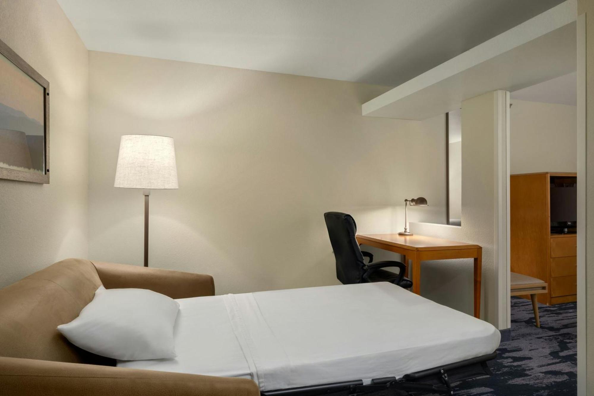 Fairfield & By Marriott 3*